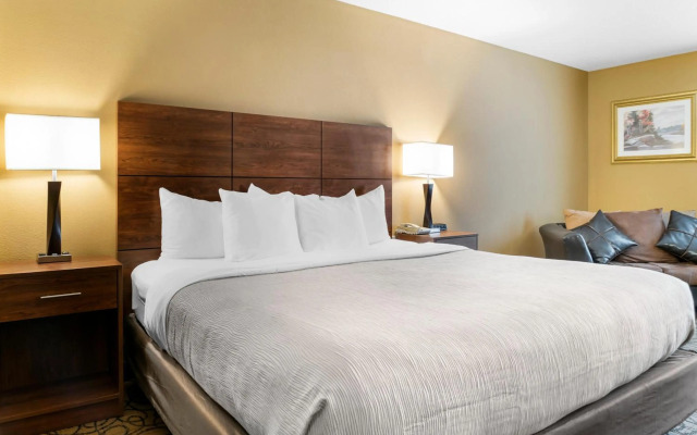 Quality Inn & Suites