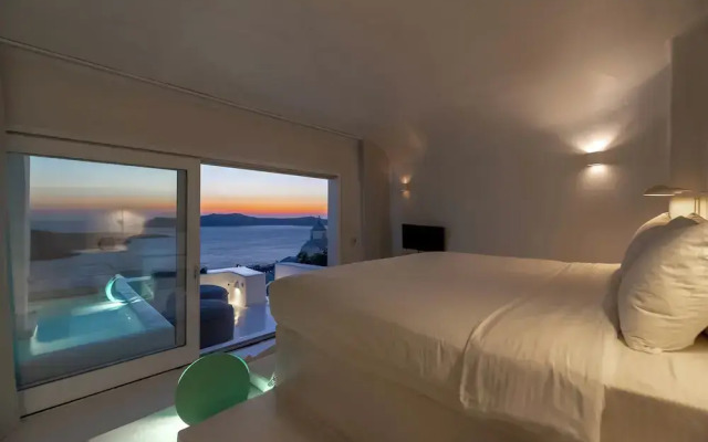 Aesthesis Boutique Villas Fira