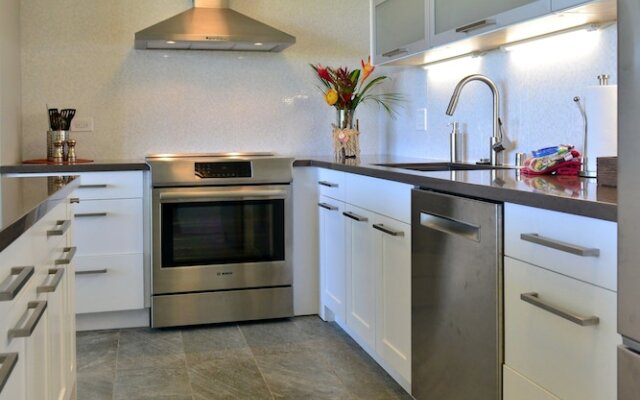 Koa Lagoon 107 - Two Bedroom Condo