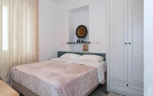 Nestor's house