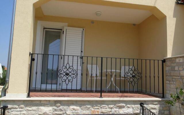 Apartments Villa Ela