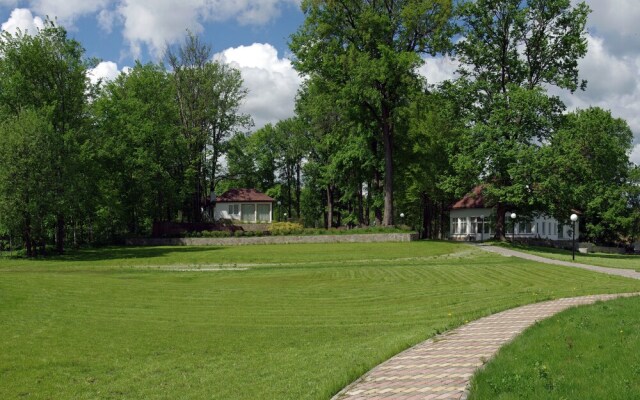 Отель «Вишневый сад»