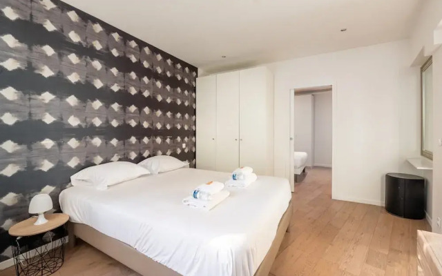 Spacious Apartment With 2 Rooms