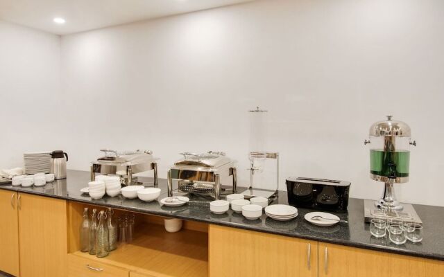 OYO Townhouse 228 Hotel Alana