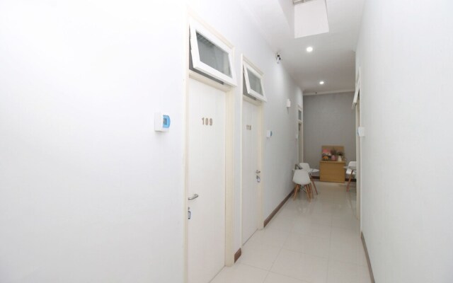 Airy Tegalsari Teuku Umar 21 Surabaya