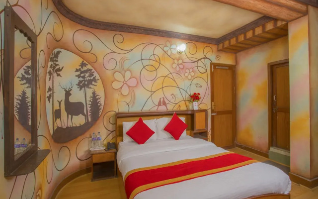OYO 267 Hotel Tanahun Vyas