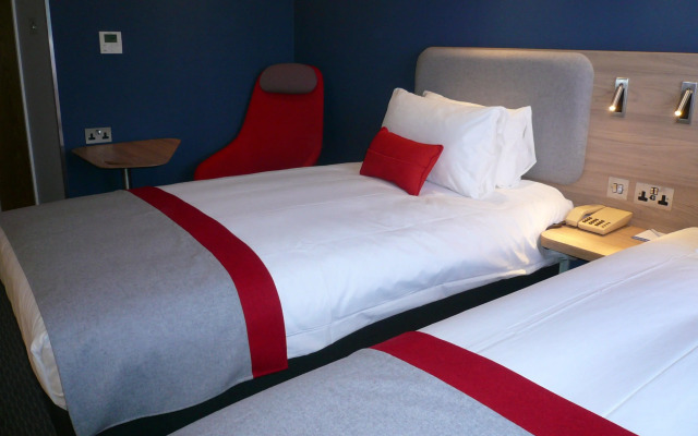 Holiday Inn Express Oxford-Kassam Stadium by IHG