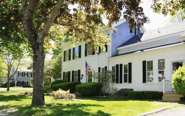 One Centre Street Inn