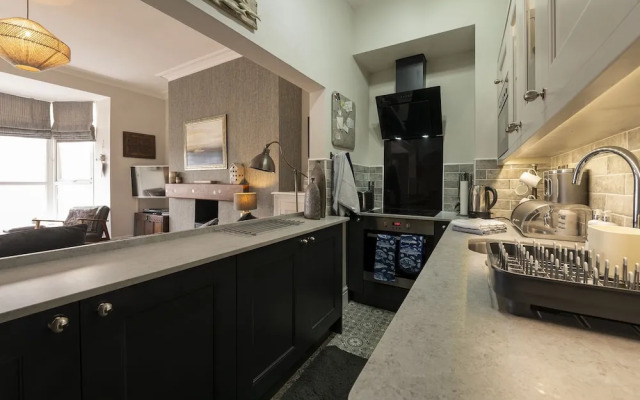 Harbour View - Flat 2