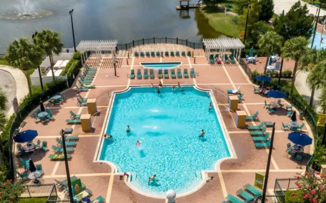 Enchanted At 7 Dwarfs Lane