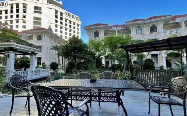 White Dolphins Villa