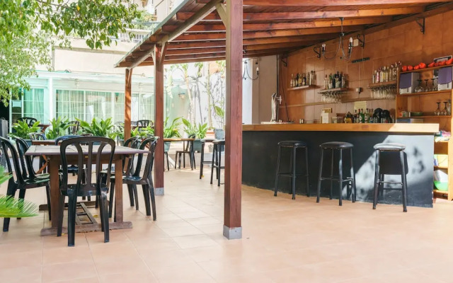 Hostal Casa Antonio by Vivere Stays