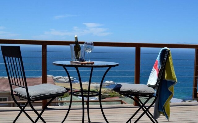 Oceans Drift Guest House - Adults Only