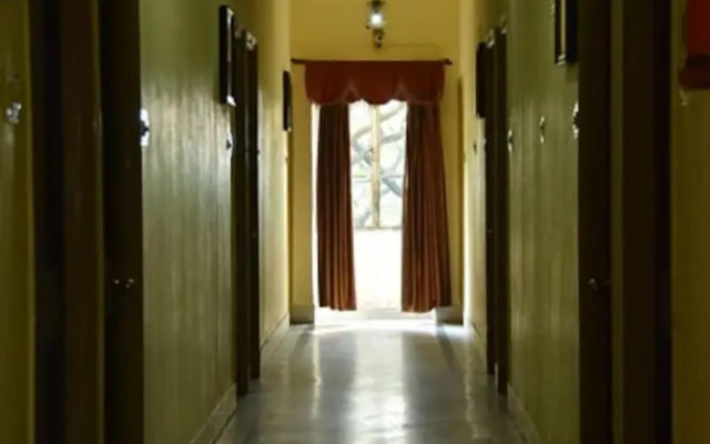 Hotel Sambit Palace