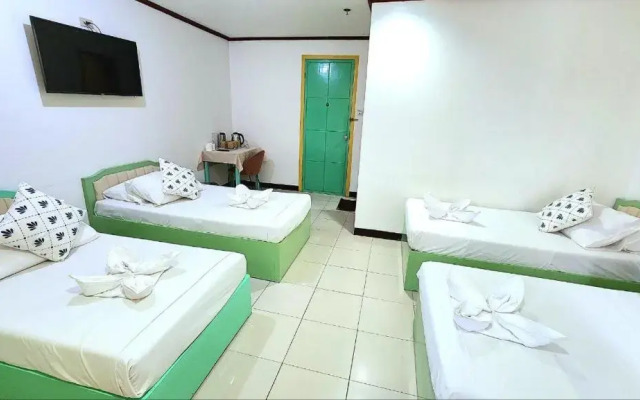 The DYNASTY COURT Hotel