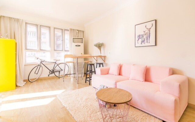 N2haus People Squre 3 bedrooms