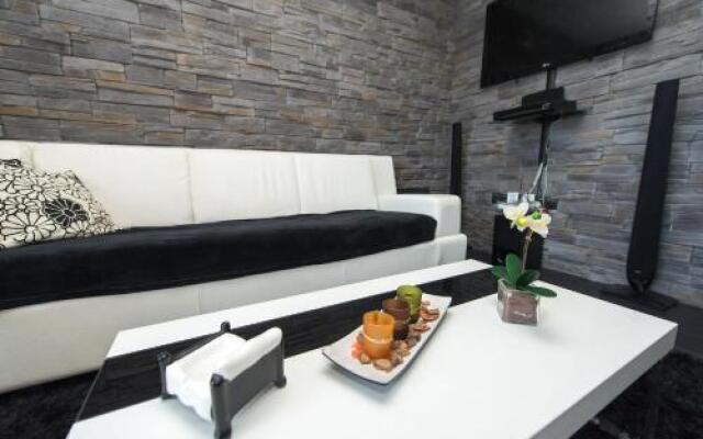 Apartment Adi Center (free parking)