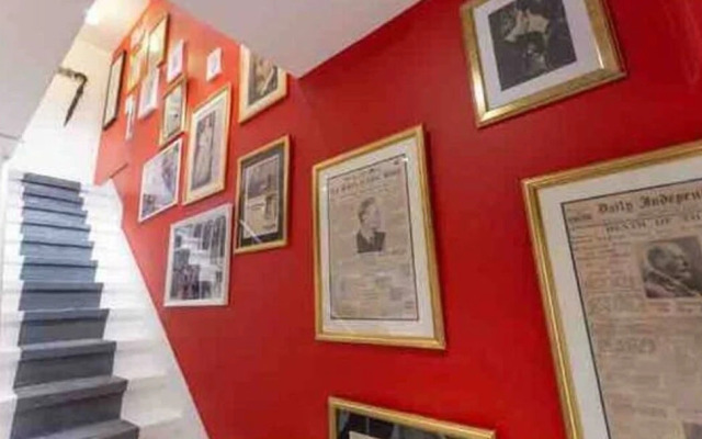 2 Bed Royal Pad London