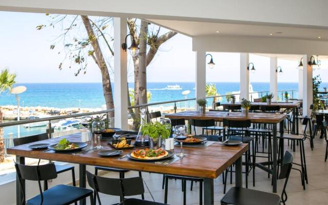 The Golden Coast Beach Hotel