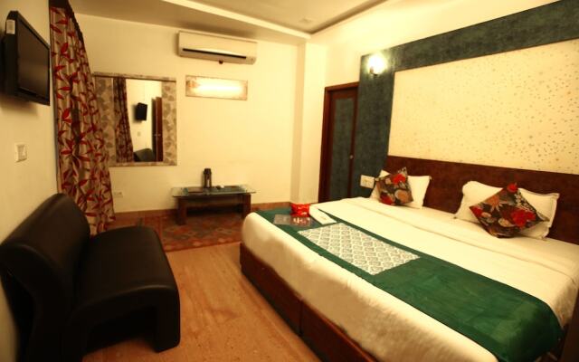 Hotel Rana Villa by OYO Rooms