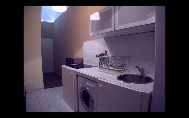 Hunyadi Ter Apartments