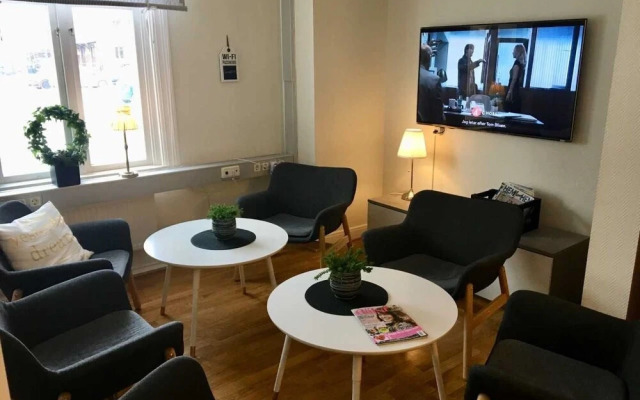 Järnvägshotellet B & B
