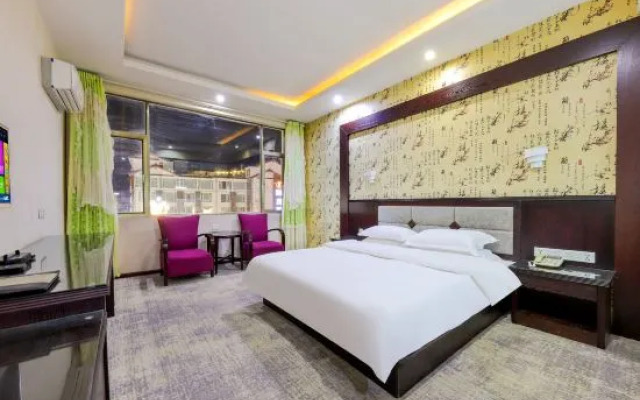 Zero Holiday Business Hotel Lijiang