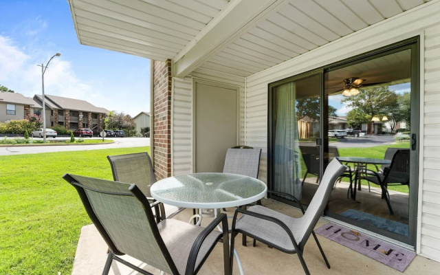 Dream Weaver 2 Bedroom Condo by RedAwning