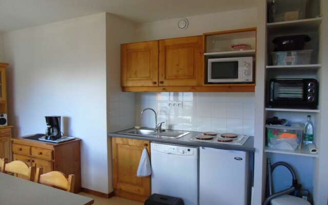 Lou Services Apartment I23 LSI 001