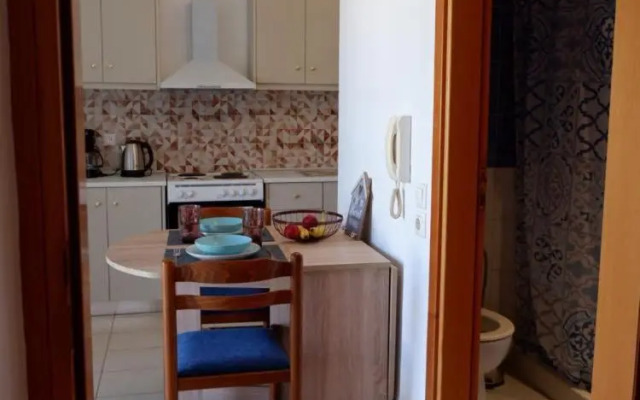 Quiet apartment with easy access to attractions.