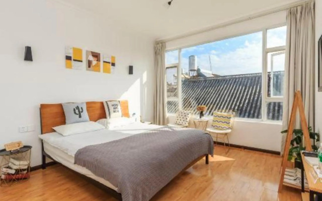 Dali Monster Inn (Gucheng Dongyu Street)