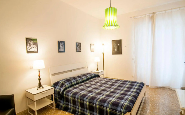 Vatican Museums Roomy Apartment