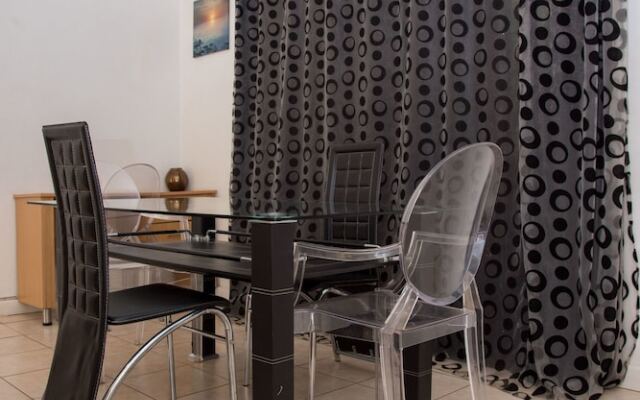 Spendwise Lodge and Apartments