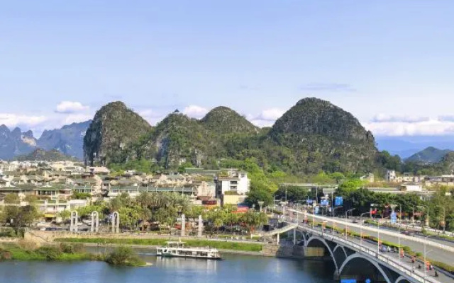 NEO ISLE Hotel (Guilin Liangjiang Sihu Xiangbishan) – Outside – Guilin