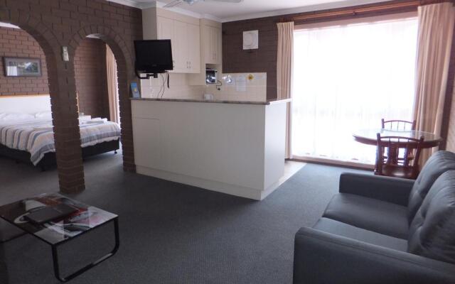 Paradise Holiday Apartments