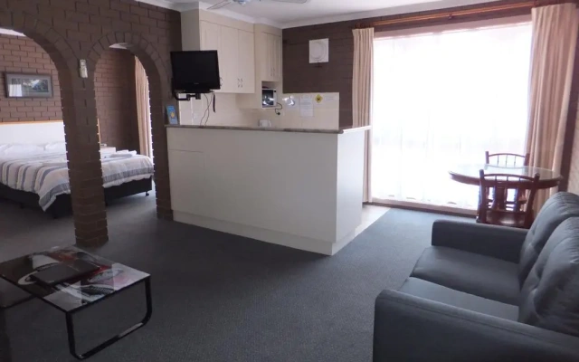 Paradise Holiday Apartments