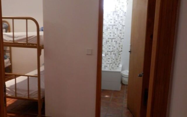 Albergue Restaurante Salto de Bierge - Hostel