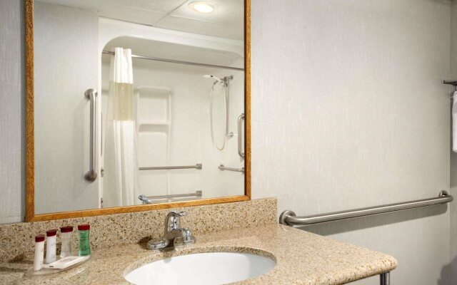 Ramada by Wyndham Batesville