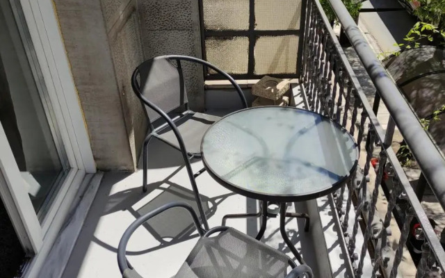 Closer "Egnatia Apartment 1"