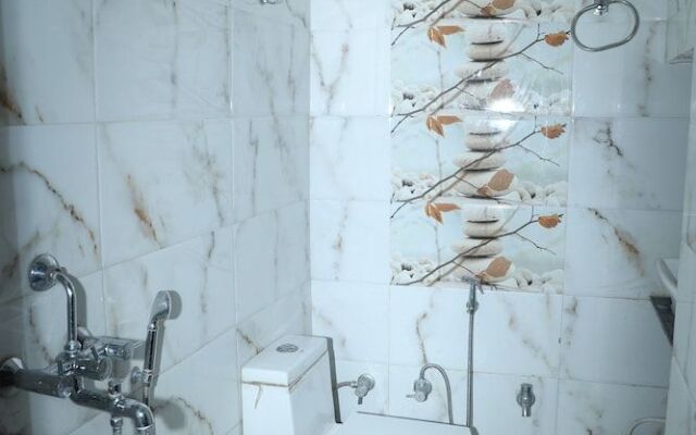 Hotel 4 U Rishikesh - Hostel
