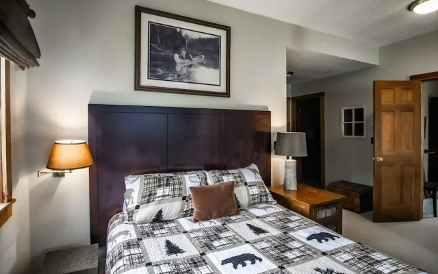Autumn Mountain Stay Whistlepunk 32, 4BR + Loft