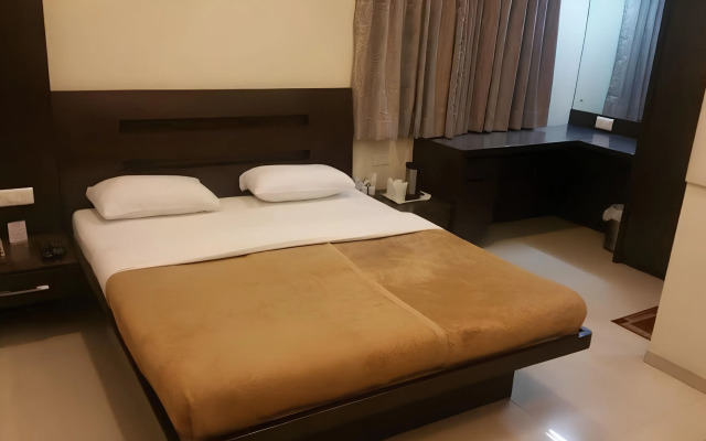 Hotel Apna Avenue