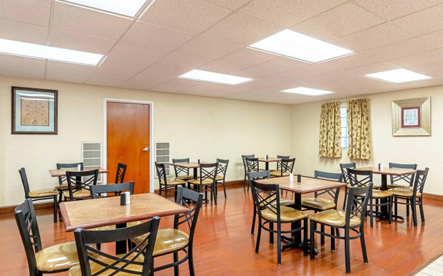 Quality Inn Burkeville Hwy 360 & 460