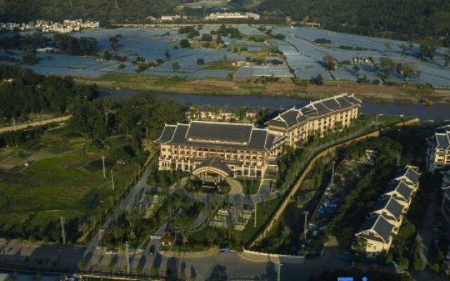 Howard Johnson The Bund Hotel Gasa