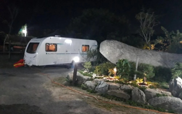 Gapyeong Captain Caravan Glamping