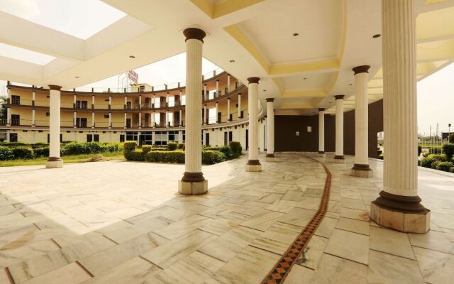 Shakunt Resort - A Eco Green Resort