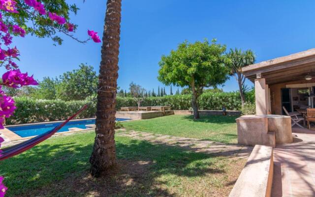 Preciosa casa con piscina a 1 Km de Santa Maria del cami