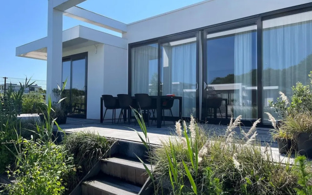 Attractive Villa in Zeewolde With Garden