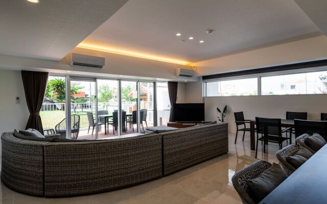 CONDO ROYAL Ryukyu