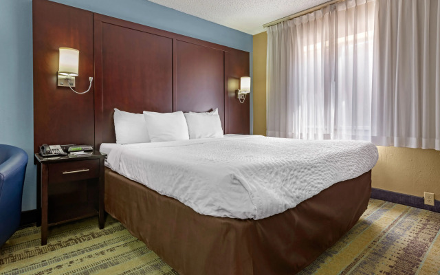 Clarion Hotel Conference Center Lexington North